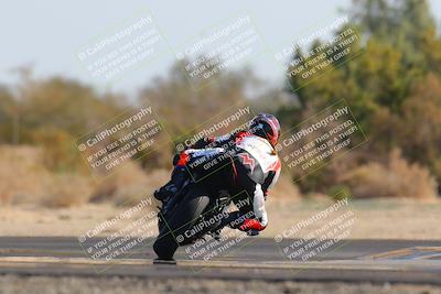 media/Dec-18-2022-SoCal Trackdays (Sun) [[8099a50955]]/Turn 7 Backside (1125am)/